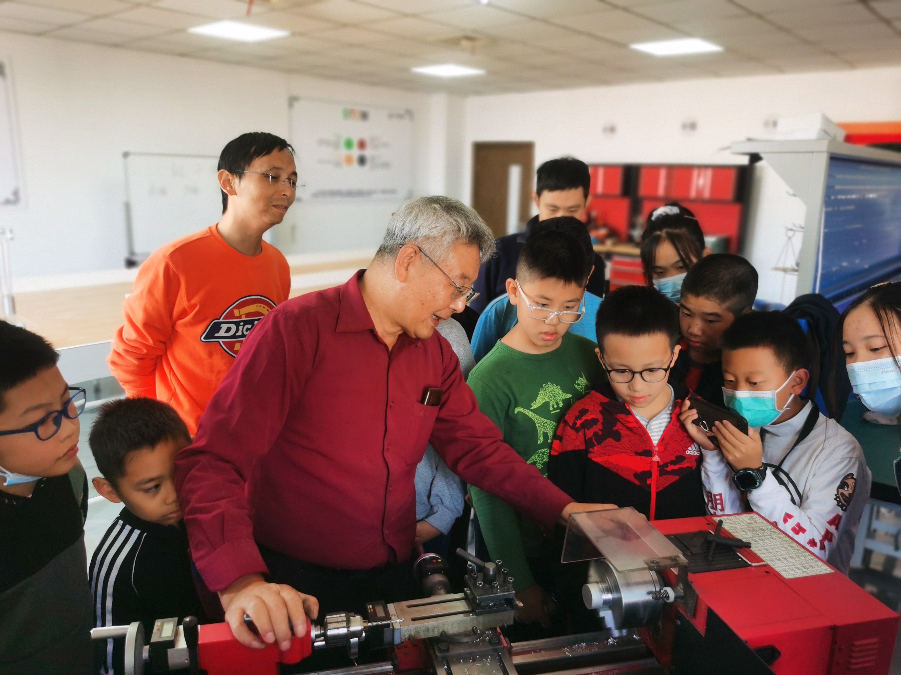 實(shí)驗(yàn)室機(jī)床 實(shí)驗(yàn)室機(jī)床