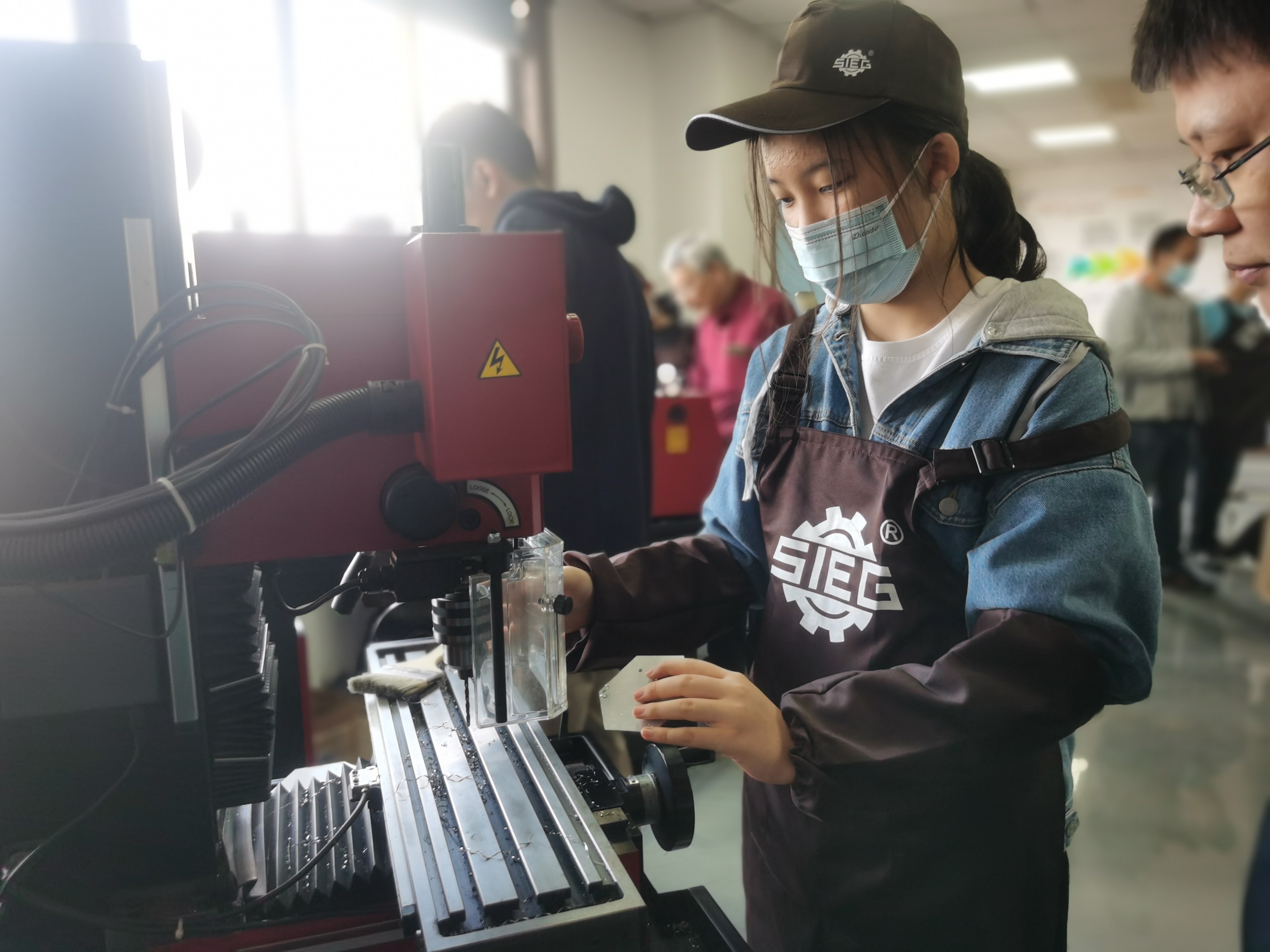 實(shí)驗(yàn)室機(jī)床 實(shí)驗(yàn)室機(jī)床